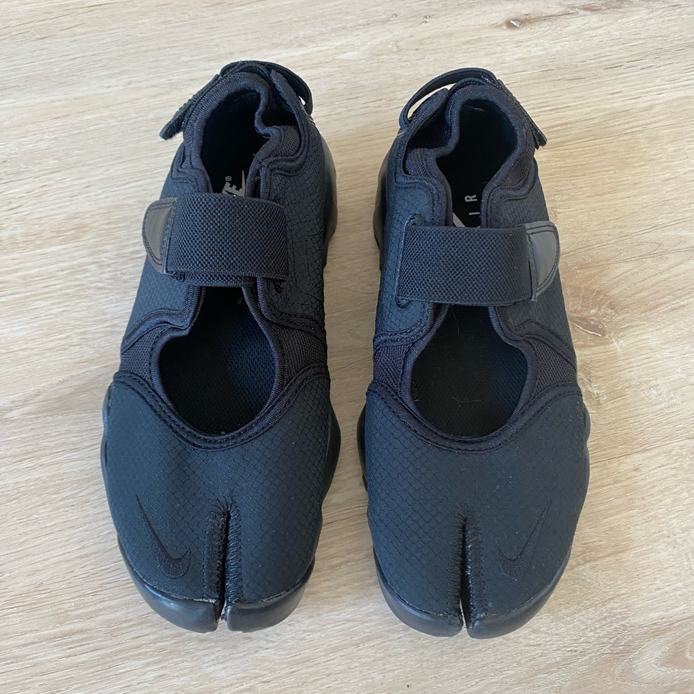 Nike Air Rift Triple Black Tabi Shoes